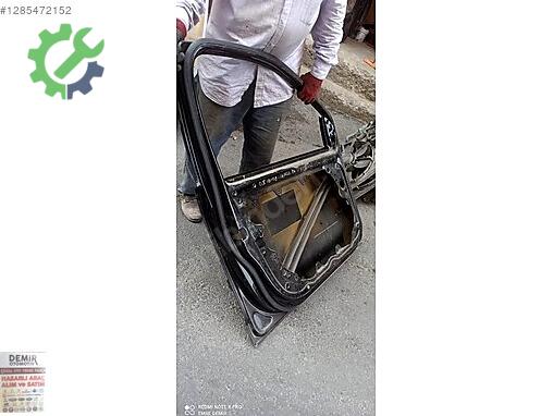 Volkswagen Polo Sol Ön Kapı çıkma parça