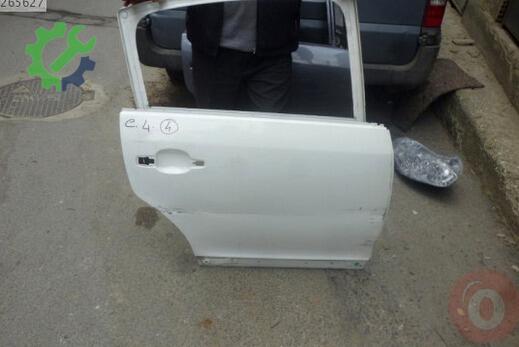 Citroen C4 Sağ Arka Kapı 2003-2009 çıkma parça