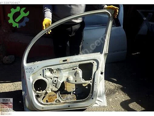 Citroen C3 Sağ Ön Kapı çıkma parça