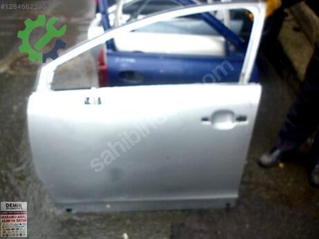Citroen C4 Sol Ön Kapı çıkma parça