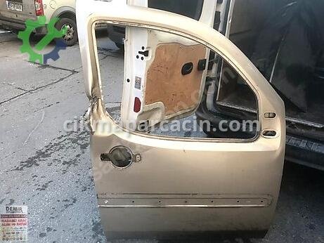 Fiat Doblo Ön Kapı çıkma parça