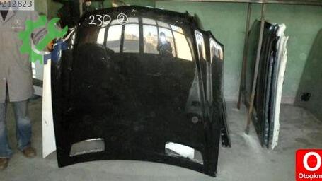 Mercedes-Benz SL Kaput 2004-2005 çıkma parça