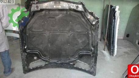 Mercedes-Benz SL Kaput 2004-2005 çıkma parça