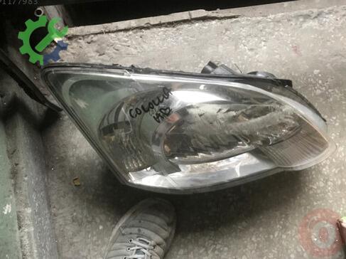 Toyota Corolla Sağ Ön Far 2004-2007 çıkma parça