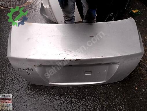 Hyundai Elantra Bagaj çıkma parça