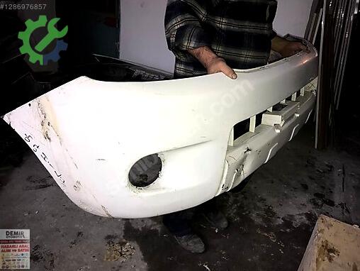 Toyota Hilux Ön Tampon çıkma parça