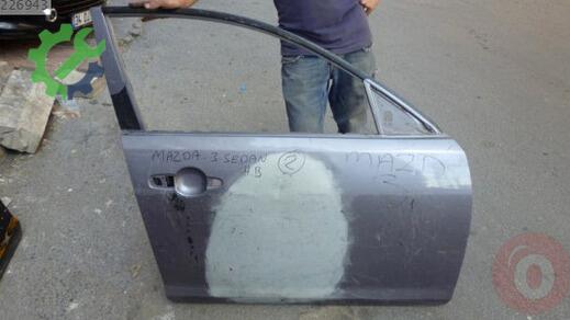 Mazda 3 Sağ Ön Kapı 2004-2008 çıkma parça