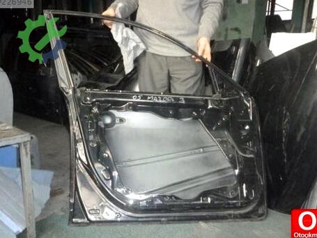 Mazda 3 Sol Ön Kapı 2004-2008 çıkma parça