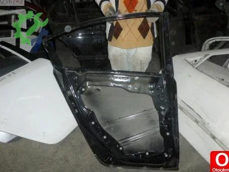Mazda 3 Kapı (Arka Sağ) 2004-2008 çıkma parça