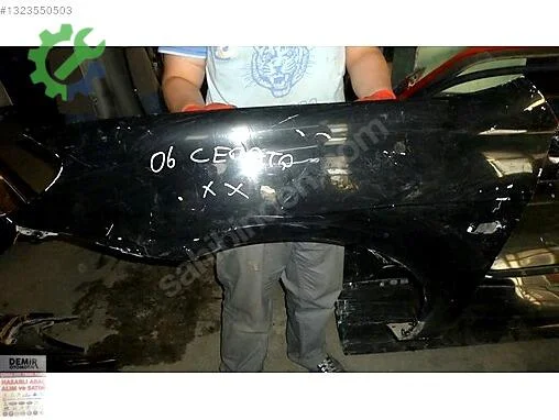 Kia Cerato Sol Ön Çamurluk çıkma parça