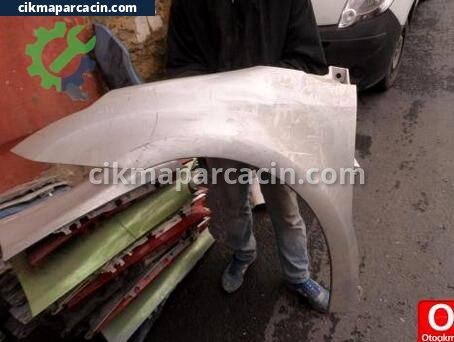 Citroen C4 Sol Ön Çamurluk çıkma parça