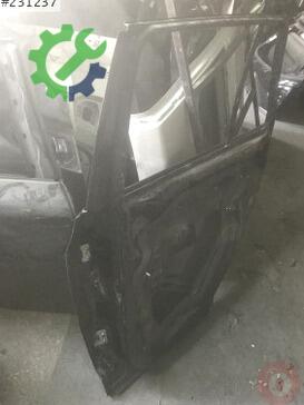 BMW X3 Sağ Arka Kapı 2004-2010 çıkma parça