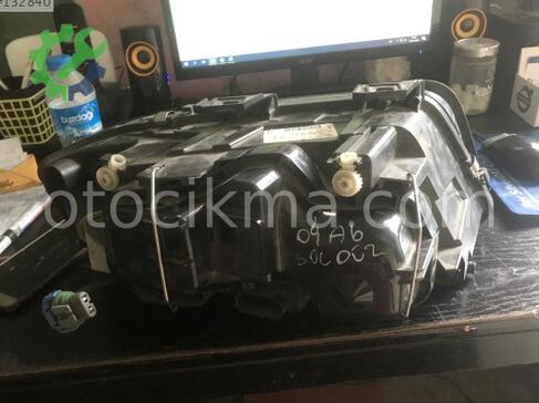 Audi A6 Sol Ön Far çıkma parça