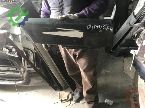 Mitsubishi Pajero Bagaj Kaplaması çıkma parça