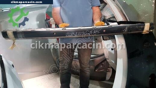 Ford C-Max Tampon Izgara Çıtası çıkma parça