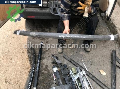 Ford Focus Tampon Izgara Çıtası çıkma parça