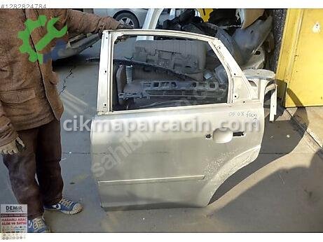 Ford Focus Sol Arka Kapı çıkma parça