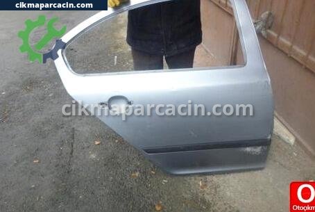 Skoda Octavia Sağ Arka Kapı çıkma parça