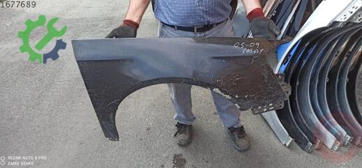Volkswagen Passat Ön Çamurluk 2005-2010 çıkma parça