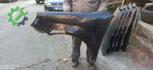 Volkswagen Jetta Sol Ön Çamurluk 2005-2010 çıkma parça