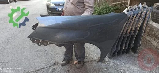 Volkswagen Jetta Sol Ön Çamurluk 2005-2010 çıkma parça