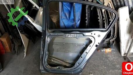 Volkswagen Passat Sağ Arka Kapı 2005-2010 çıkma parça