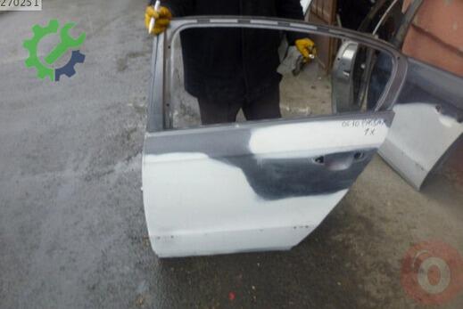 Volkswagen Passat Sol Arka Kapı 2005-2010 çıkma parça