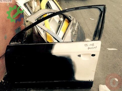 Volkswagen Passat Sol Ön Kapı 2005-2010 çıkma parça