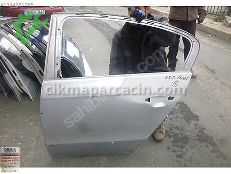 Volkswagen Passat Sol Arka Kapı çıkma parça