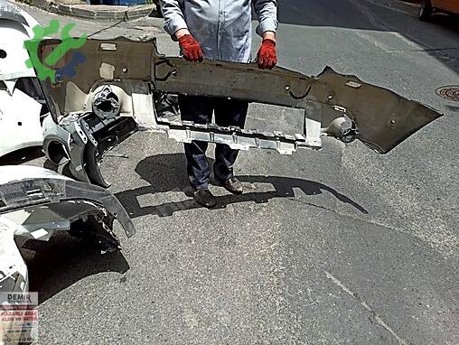 Jeep Grand Cherokee Ön Tampon çıkma parça