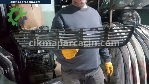 Volkswagen Polo Tampon Izgarası çıkma parça