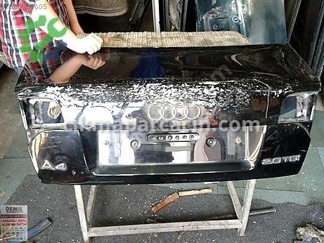 Audi A4 Bagaj çıkma parça