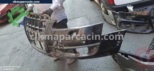 Audi A6 Ön Tampon çıkma parça