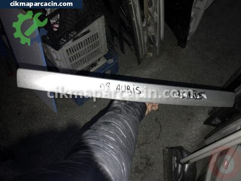 Toyota Auris Bagaj çıkma parça