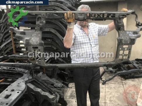 Hyundai Santa Fe Ön Panel çıkma parça