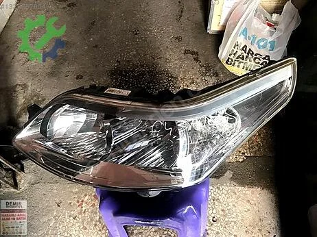 Citroen C4 Sol Ön Far çıkma parça