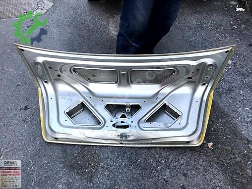 Renault Clio Bagaj çıkma parça