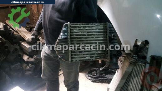 Audi A6 Intercooler Radyatörü çıkma parça
