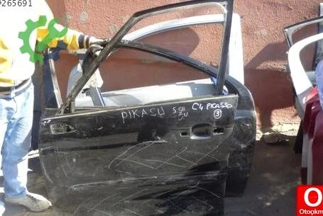 Citroen C4 Sol Ön Kapı 2006-2011 çıkma parça