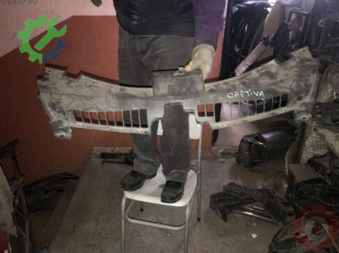 Chevrolet Captiva Ön Bakalitler çıkma parça