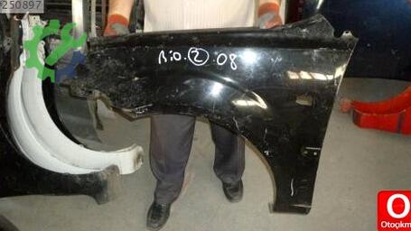Kia Rio Sol Ön Çamurluk 2006-2011 çıkma parça