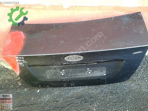 Ford Focus Bagaj çıkma parça