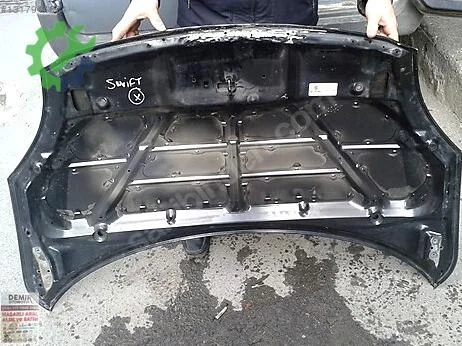 Suzuki Swift Kaput çıkma parça