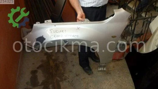 Suzuki Vitara Sol Ön Çamurluk 2006-2012 çıkma parça