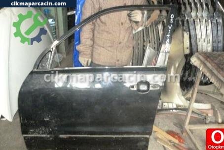 Suzuki Vitara Sol Ön Kapı çıkma parça