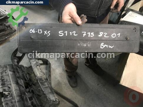 BMW X5 Plakalık çıkma parça