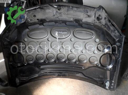Mercedes-Benz C Serisi Ön Kaput 2007-2010 çıkma parça