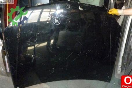 Mercedes-Benz C Serisi Kaput 2007-2010 çıkma parça