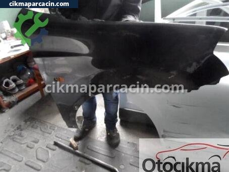 Nissan Qashqai Sağ Ön Çamurluk çıkma parça