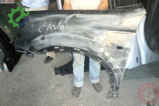 Nissan Qashqai Ön Çamurluk 2007-2010 çıkma parça